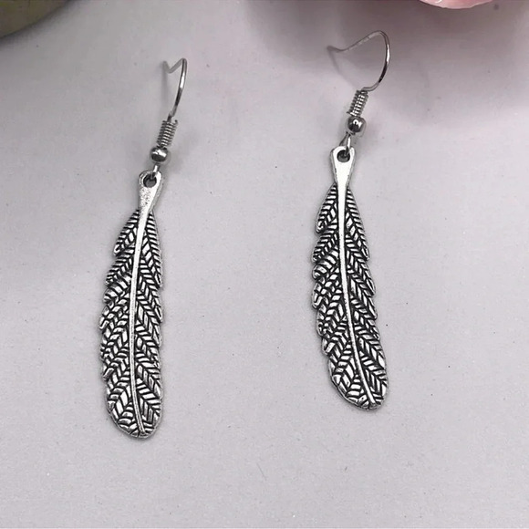 1 LEFT! Silver Feather Earrings - Picture 3 of 3